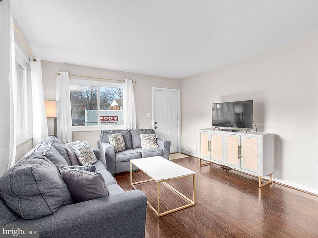 3107 LINDEN AVE, Fredericksburg, VA 22401