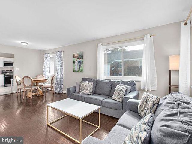 3107 LINDEN AVE, Fredericksburg, VA 22401
