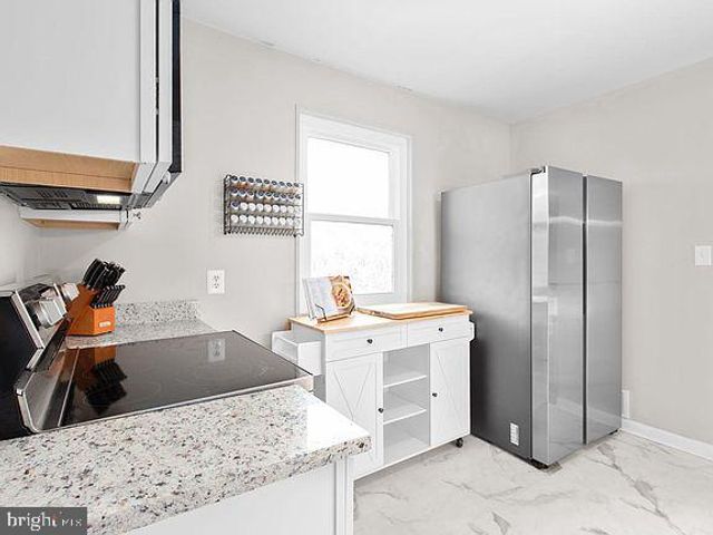 3107 LINDEN AVE, Fredericksburg, VA 22401
