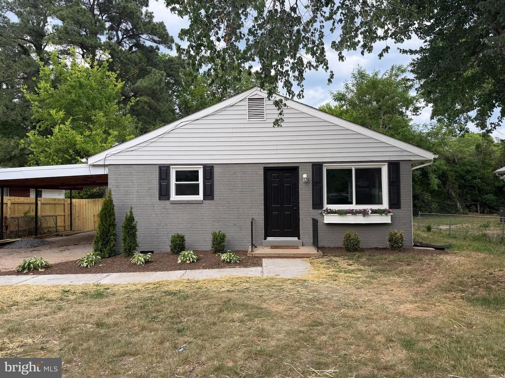 3107 LINDEN AVE, Fredericksburg, VA 22401