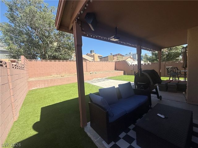 817 Schooner Drive, Henderson, NV 89015