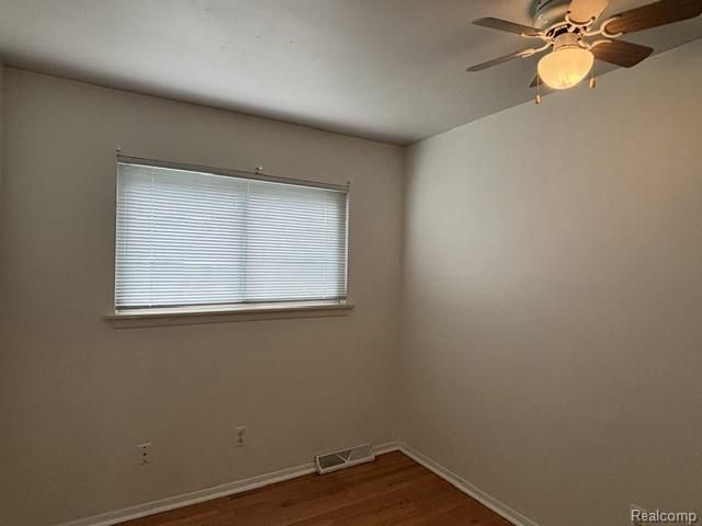 30792 Whittier Avenue, Madison Heights, MI 48071