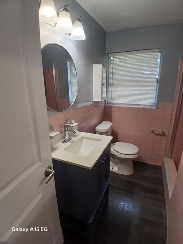 1645 NE 149TH Street 4, Miami, FL 33181