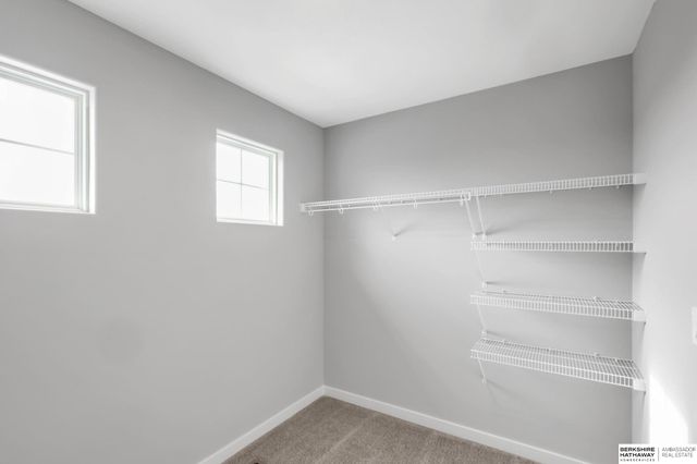 18414 Palisades Drive, Omaha, NE 68136