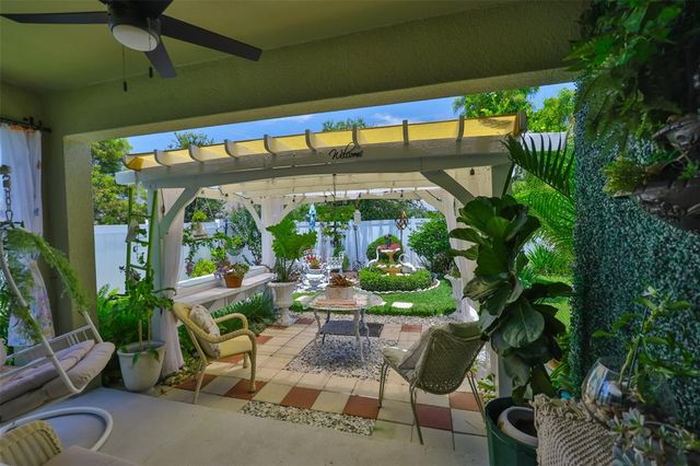 10214 MANGROVE WELL ROAD, Sun City Center, FL 33573