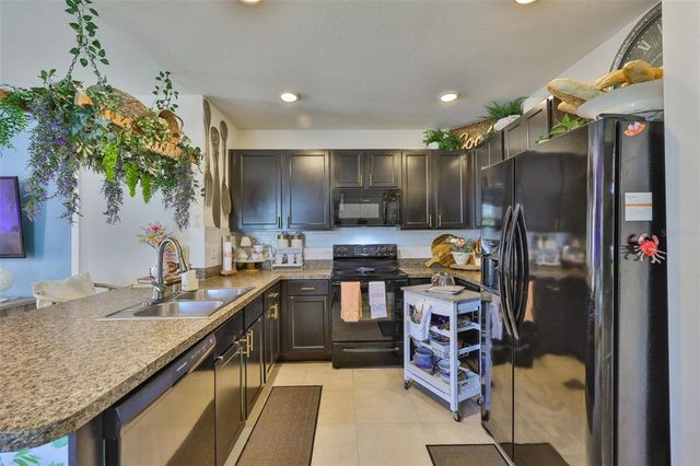 10214 MANGROVE WELL ROAD, Sun City Center, FL 33573