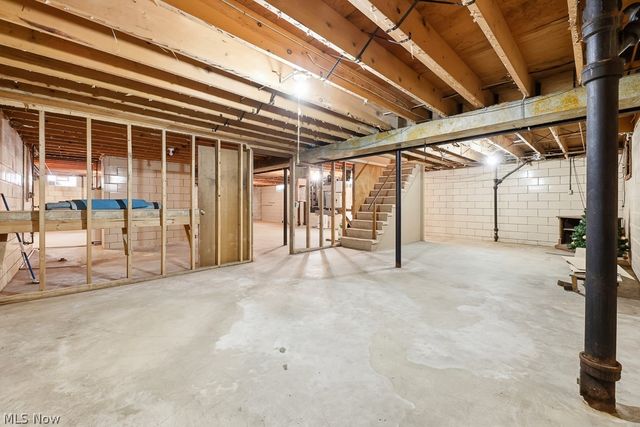 1310 Overlook Drive, Alliance, OH 44601