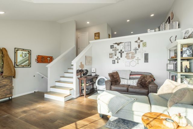 519 Prairie Meadow, St. George, KS 66535