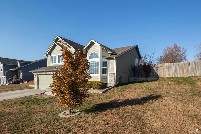 519 Prairie Meadow, St. George, KS 66535