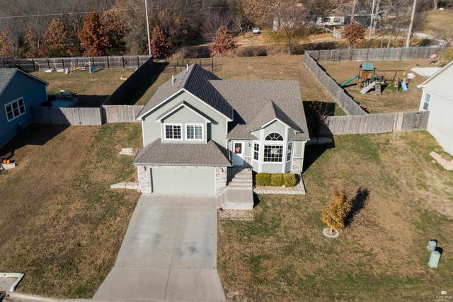 519 Prairie Meadow, St. George, KS 66535
