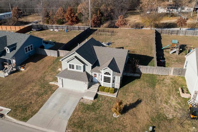 519 Prairie Meadow, St. George, KS 66535