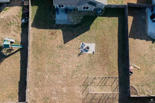 519 Prairie Meadow, St. George, KS 66535