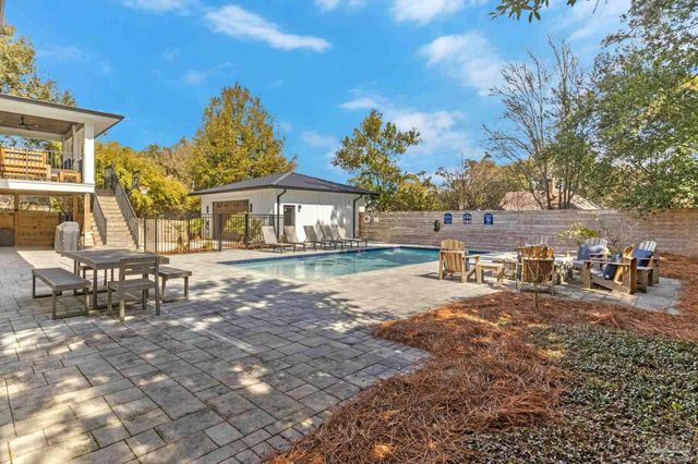 1822 Whaley Ave, Pensacola, FL 32503