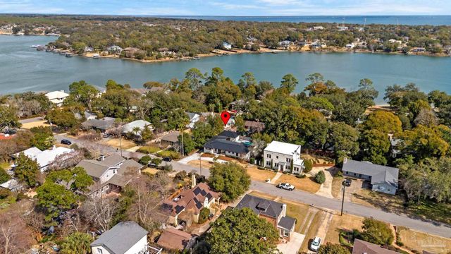 1822 Whaley Ave, Pensacola, FL 32503