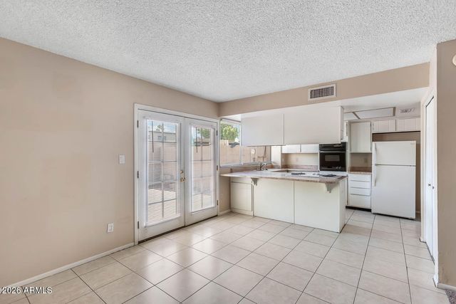 1730 E ELLIS Drive, Tempe, AZ 85282