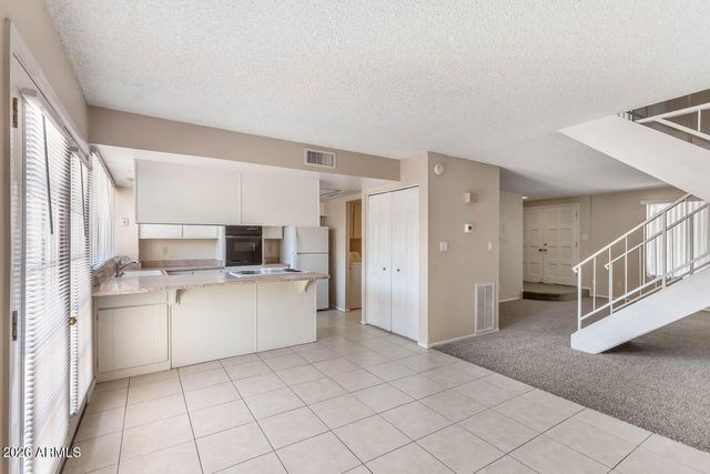 1730 E ELLIS Drive, Tempe, AZ 85282