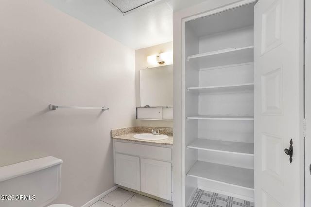 1730 E ELLIS Drive, Tempe, AZ 85282