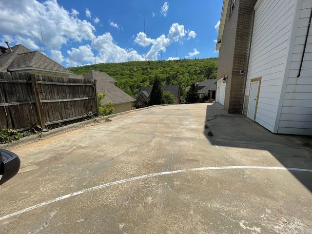 148 Challain Drive, Little Rock, AR 72223