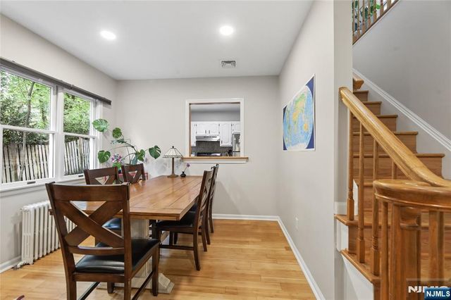 6 Valley Place, Tenafly, NJ 07670