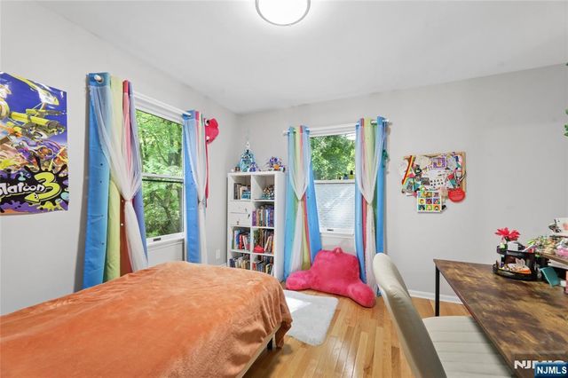 6 Valley Place, Tenafly, NJ 07670