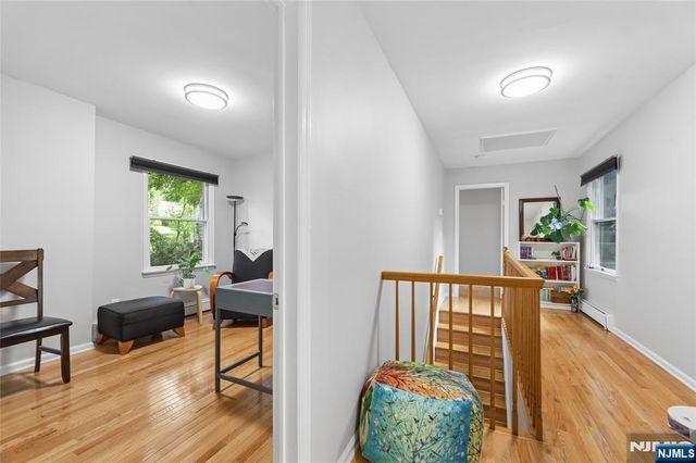 6 Valley Place, Tenafly, NJ 07670