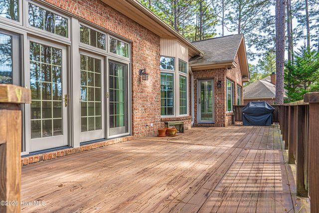 24 Strathaven Drive, Pinehurst, NC 28374
