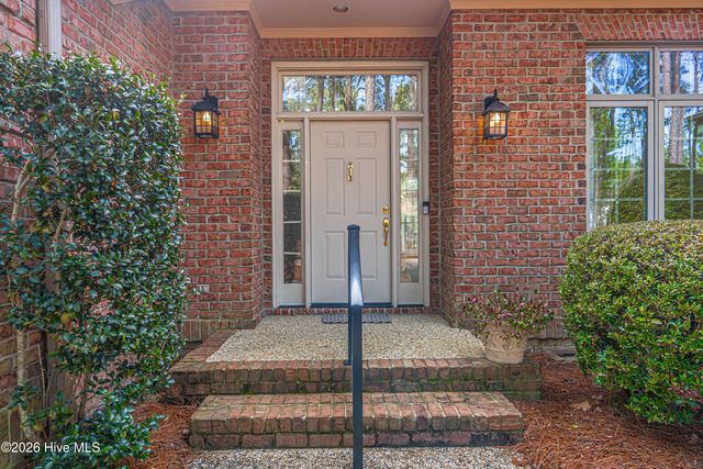 24 Strathaven Drive, Pinehurst, NC 28374