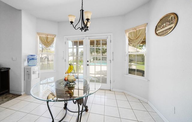 19360 Maple Avenue, Laton, CA 93242