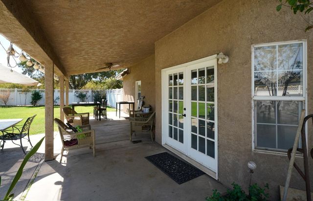 19360 Maple Avenue, Laton, CA 93242
