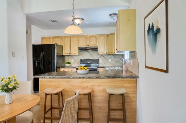 12111 N Ridgeway Drive, Willis, TX 77318