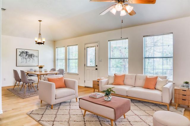 12111 N Ridgeway Drive, Willis, TX 77318