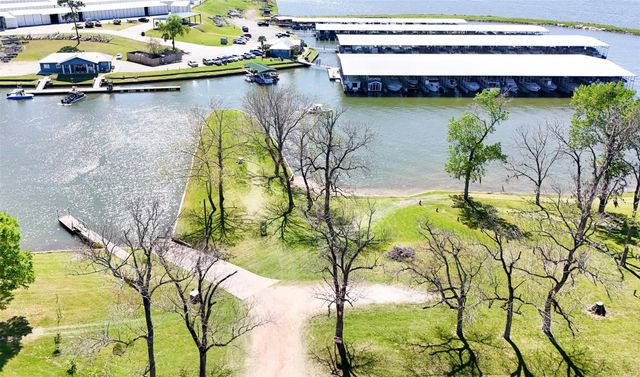 12111 N Ridgeway Drive, Willis, TX 77318