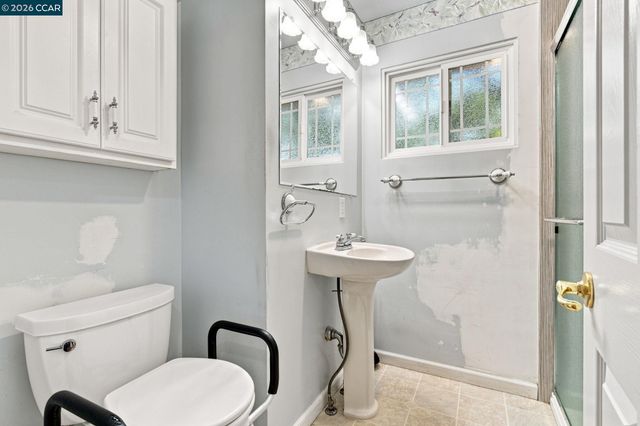 133 Kingsdale Dr, Walnut Creek, CA 94596