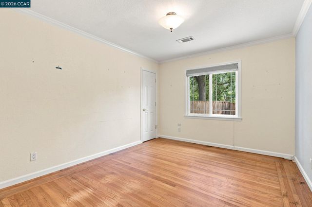 133 Kingsdale Dr, Walnut Creek, CA 94596