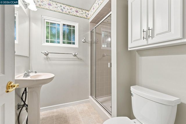133 Kingsdale Dr, Walnut Creek, CA 94596