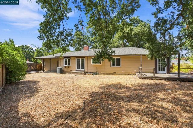 133 Kingsdale Dr, Walnut Creek, CA 94596