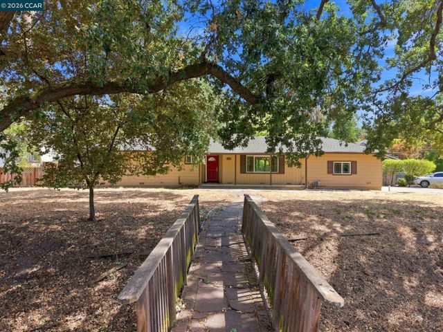 133 Kingsdale Dr, Walnut Creek, CA 94596