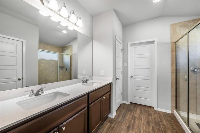 3509 Constitution DR, Lago Vista, TX 78645