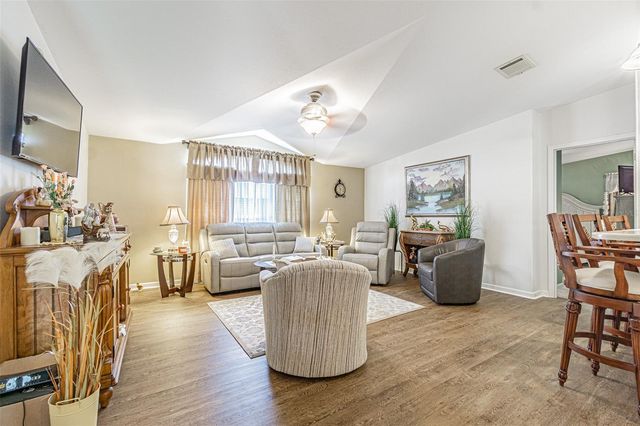 37349 GILL AVENUE, Zephyrhills, FL 33541