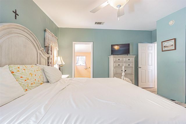 37349 GILL AVENUE, Zephyrhills, FL 33541