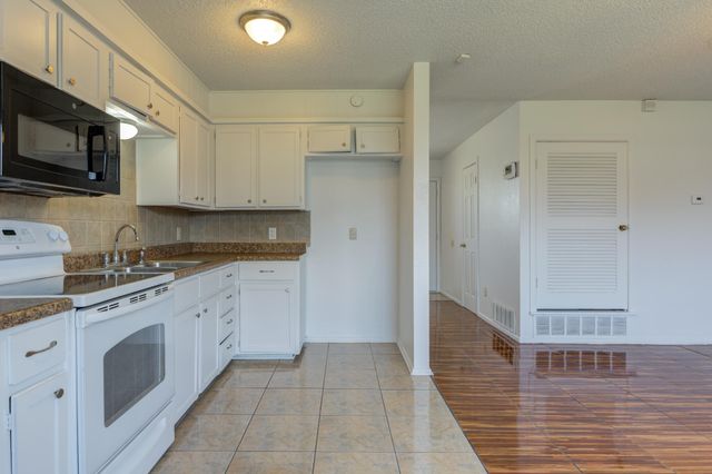 1313 Adrian Street, Lubbock, TX 79403
