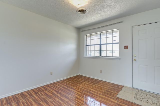1313 Adrian Street, Lubbock, TX 79403