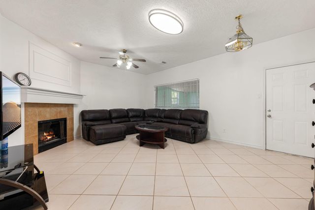 13530 Carruth Lane, Houston, TX 77083