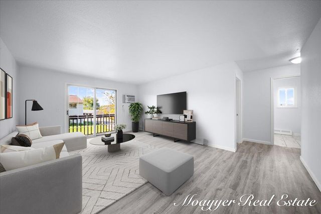 1041 Abbey Court, Holland, MI 49423