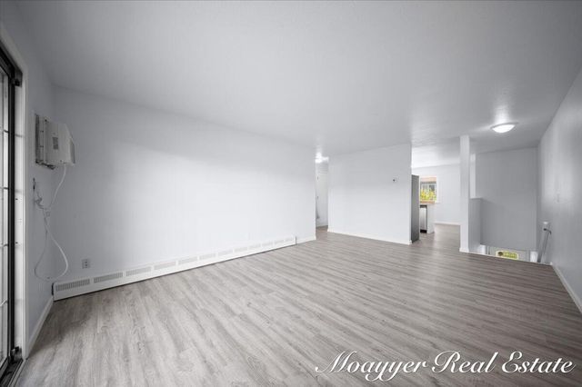 1041 Abbey Court, Holland, MI 49423