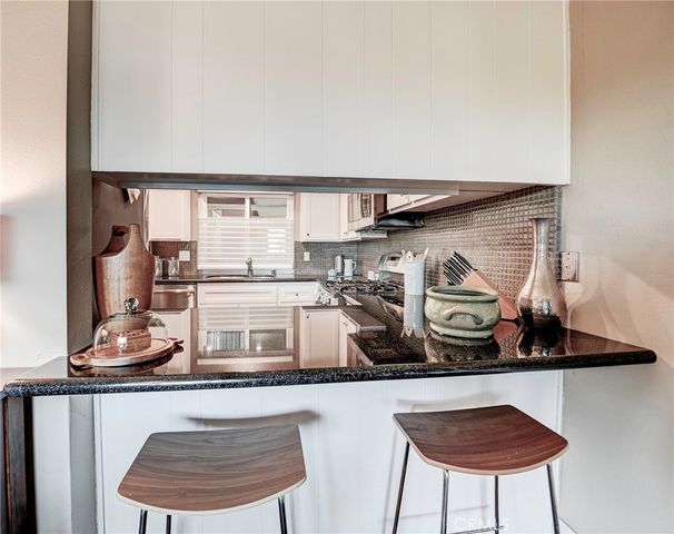 2516 E Willow 203, Signal Hill, CA 90755