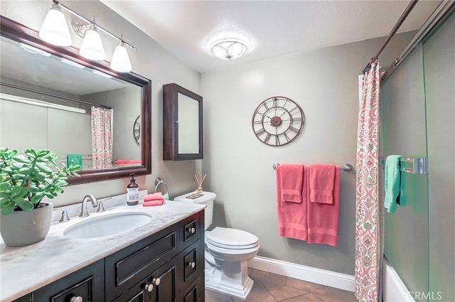 2516 E Willow 203, Signal Hill, CA 90755