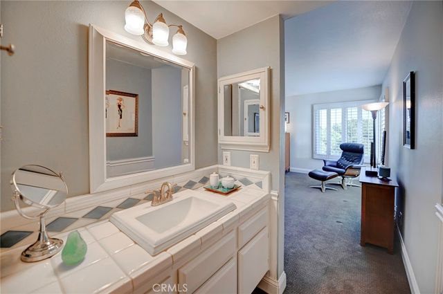 2516 E Willow 203, Signal Hill, CA 90755