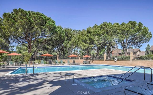 2516 E Willow 203, Signal Hill, CA 90755