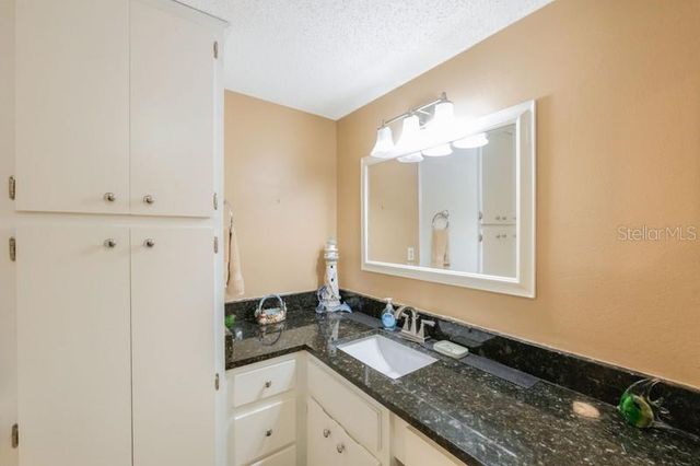 1060 PINELLAS BAYWAY S 103, St Petersburg, FL 33715